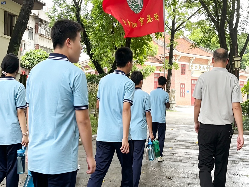 雅安正规孩子叛逆心理辅导机构联系电话